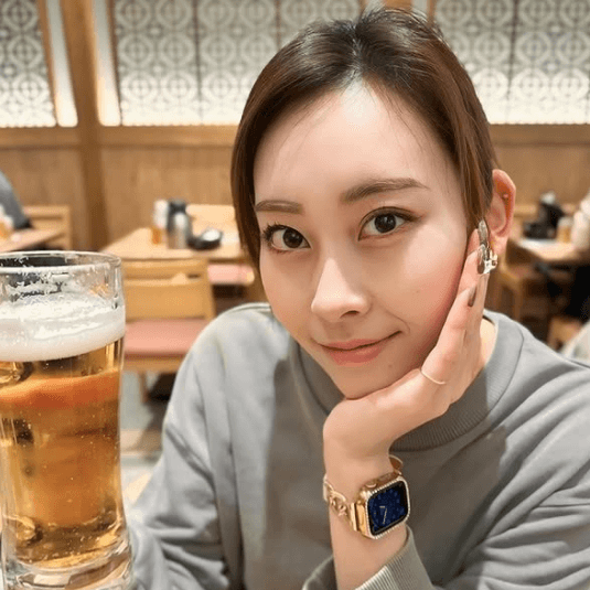 「美人さん見～つけた」美女ゴルファー・岡田唯花、美メンテアフターの”乾杯・ショット”が美しすぎると話題に「綺麗すぎます…」