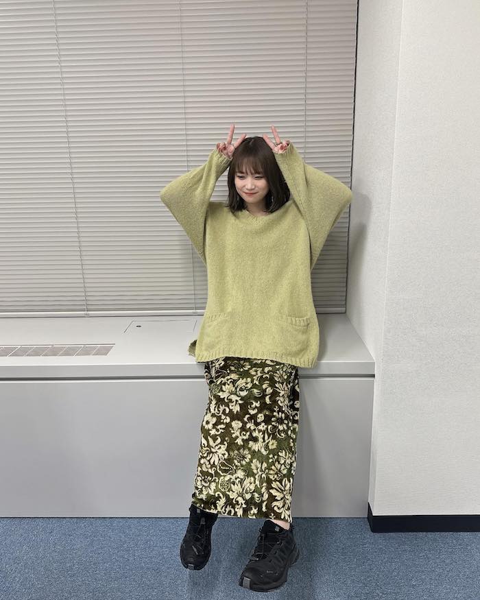 私服も可愛い😍秋元真夏、グリーンコーデを投稿🐢💚