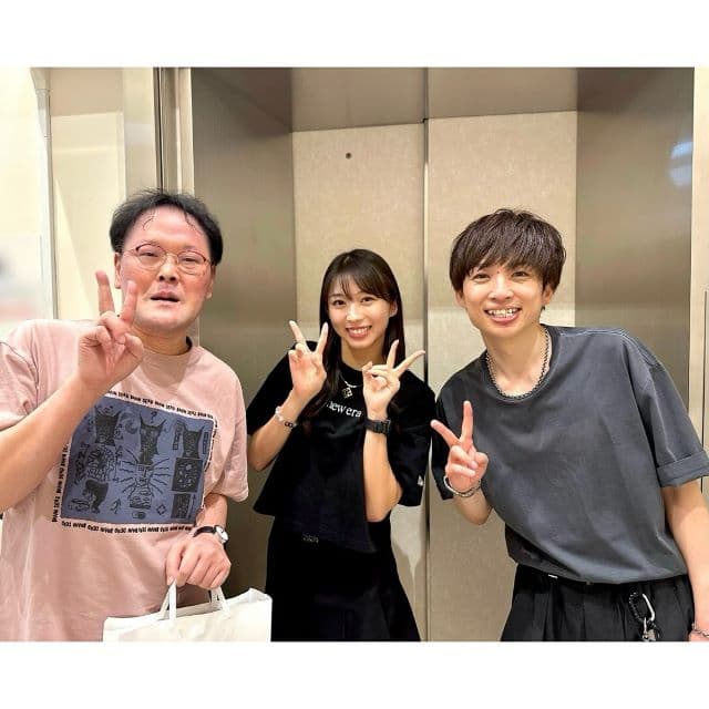 牧野真莉愛、お笑いライブとプロ野球副音声出演で多彩な魅力を発信