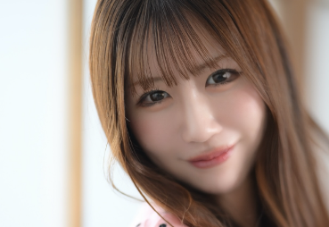 「可愛いと綺麗の両立って反則…」日南まみ、圧巻オフショットにファン悶絶！