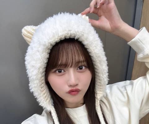 「かわいすぎにゃんこ」イコラブ 髙松瞳のネコ耳帽子ショットに反響