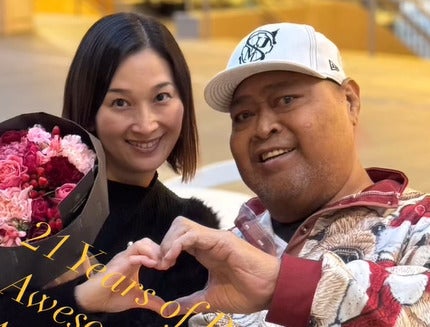 元大関の人気タレント、妻との“顔出し2ショット”に反響