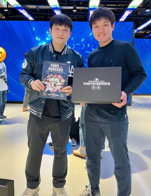 張本智和がパリ五輪金メダリストとの2ショットを披露「また彼に会えてとても嬉しかったです！」