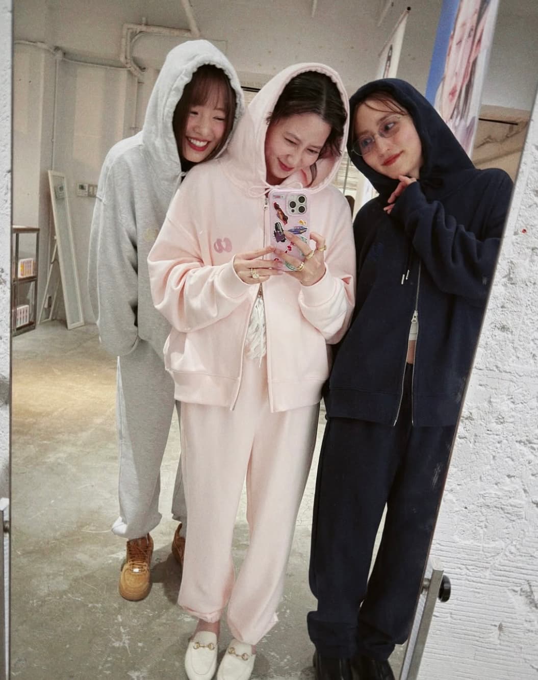 「出川ガール最高です！」河北麻友子＆堀田茜＆横田真悠、お揃いコーデ3ショットにファン歓喜！