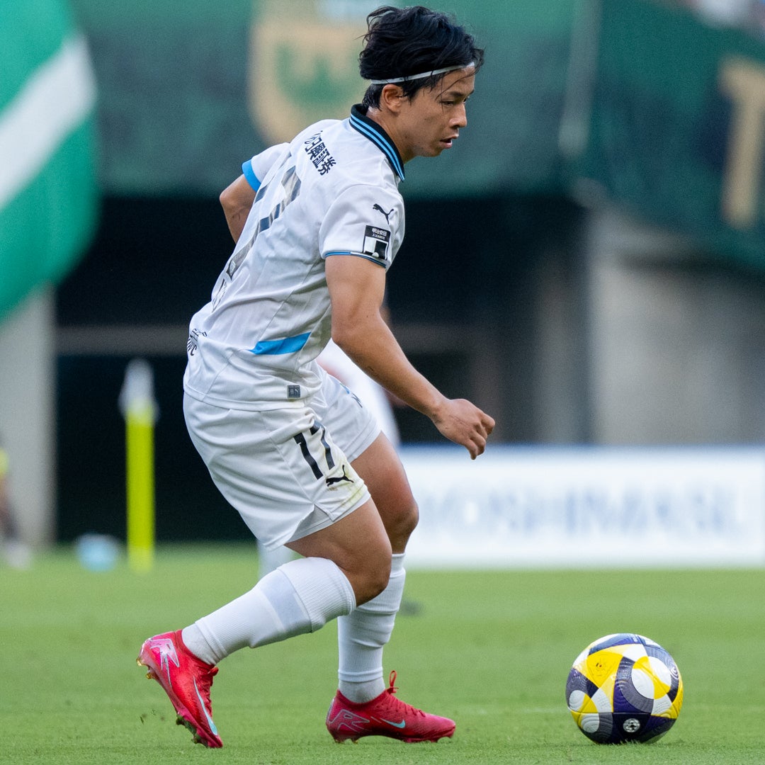川崎フロンターレのカブレラが伊藤達哉選手を紹介！