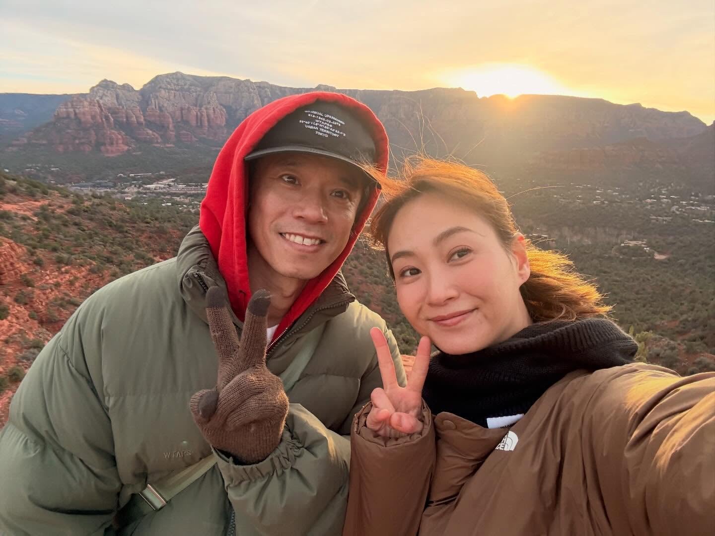 藤本美貴 夫婦ラブラブ2ショット！ 家族旅行でセドナで年越し