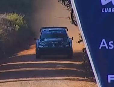 WRCパラグアイ、シェイクダウンで大熱狂！現地ファン歓喜の声援「Go Taka！」