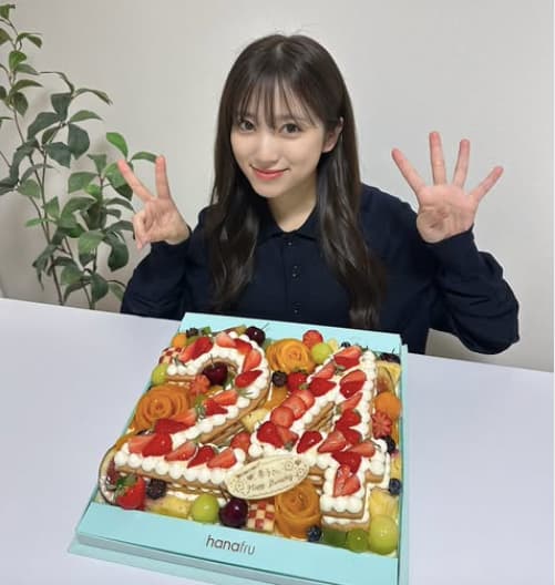 矢吹奈子、24歳の誕生日を報告！ファンからも祝福のコメントが溢れる