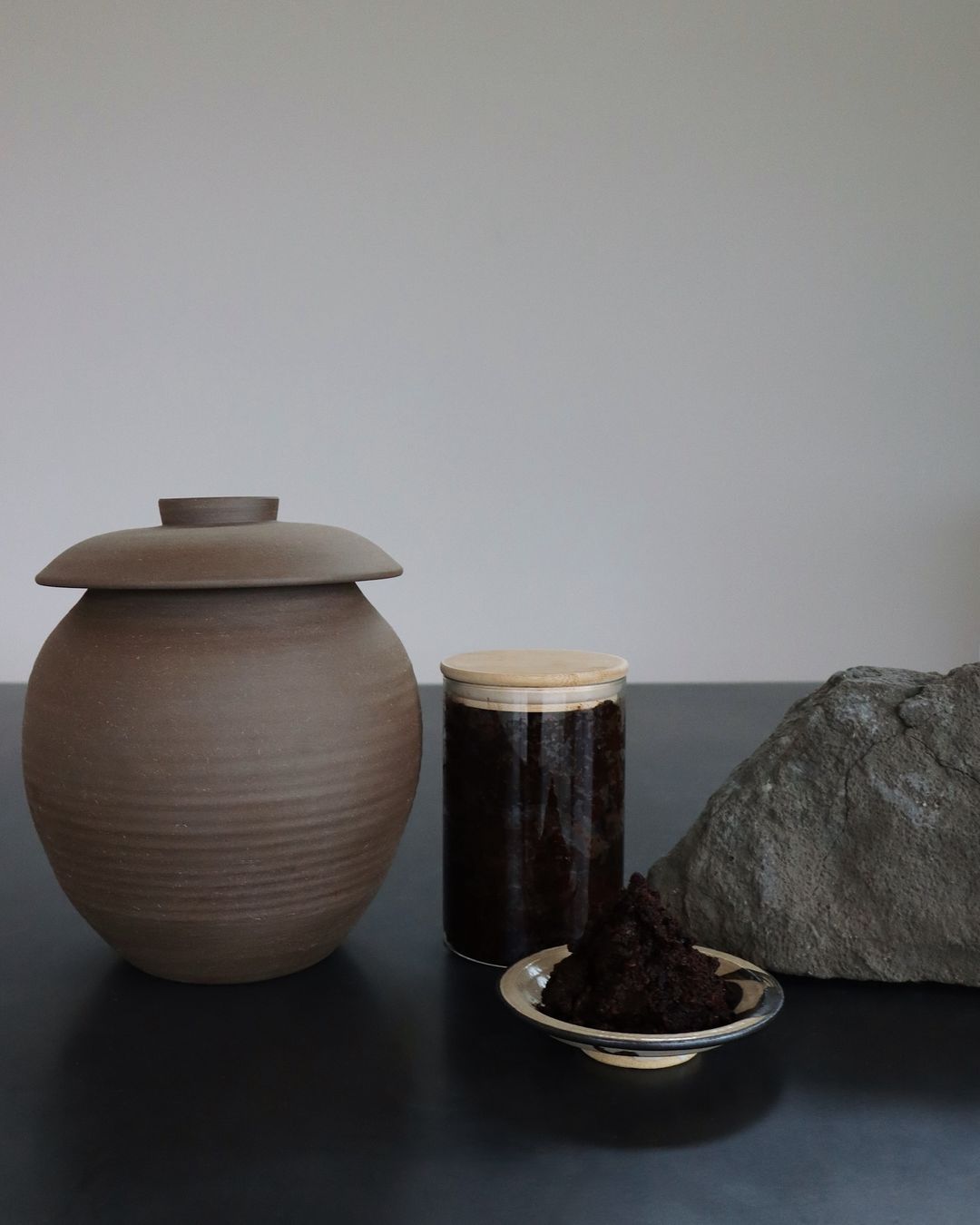 ローラが3年前の○○を披露で話題！「勇気を振り絞ってあけてみたら、、、」