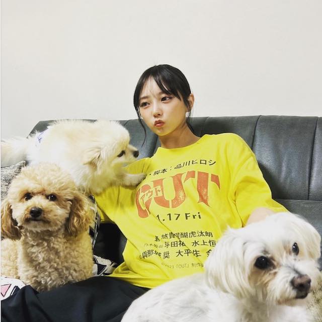 与田祐希 with 🐶ショットに癒される😳💖 可愛すぎる最新ショットを公開✨