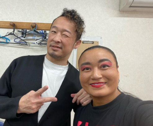 里村明衣子、丸藤正道選手との2ショット公開「日本のリーダーは丸藤さんのような方に」