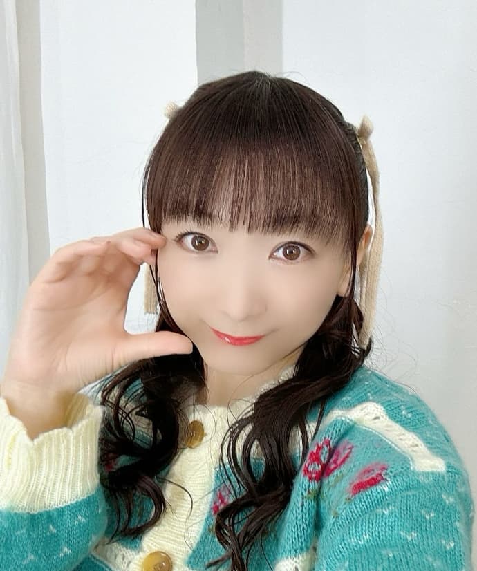 堀江由衣が「夏休み記念その39♪」流行ってるポーズがわからない！