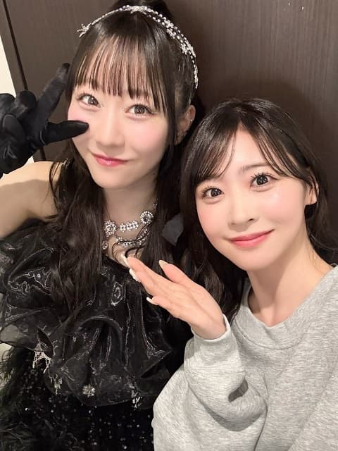 FRUITS ZIPPER 櫻井優衣 真中まな ペアチェキ FC限定 FRUITS ZIPPER櫻井優衣＆真中まな「見ていて癒される」“真ん中
