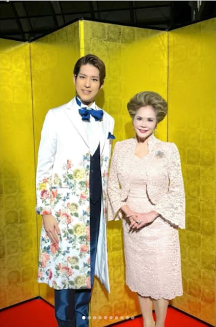 デヴィ夫人がバースデーディナーショーに出席