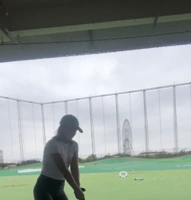 美女ゴルファー・杉山美帆が豪快ショットを披露！