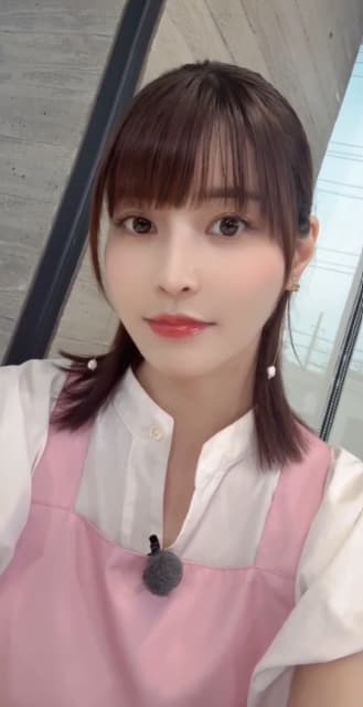 エプロン姿のグラドル・岸明日香が家庭的すぎて可愛い！「素敵」と話題に！