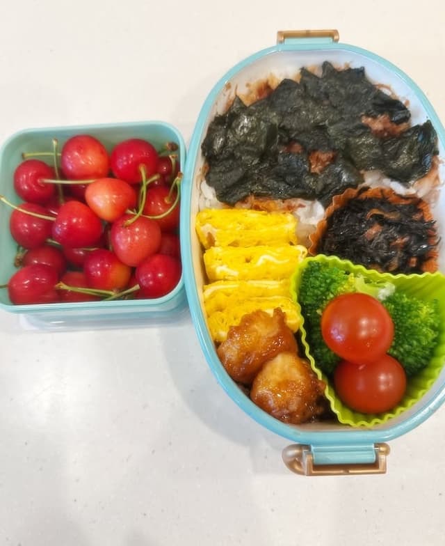 「こんなお弁当、テンション上がるな～」小川菜摘、愛情たっぷりのお弁当を公開!!