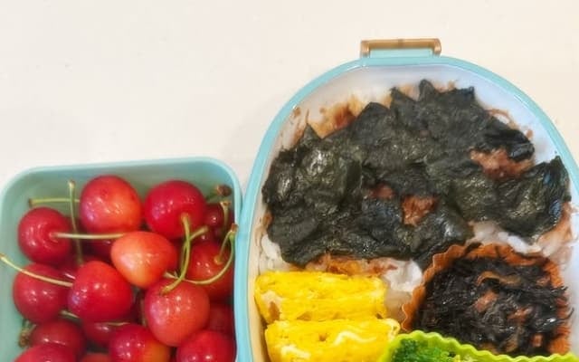 「こんなお弁当、テンション上がるな～」小川菜摘、愛情たっぷりのお弁当を公開!!