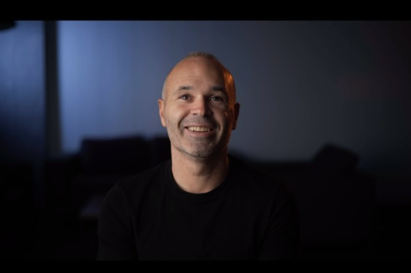 元スペイン代表のイニエスタが引退発表 盟友や父からのメッセージ