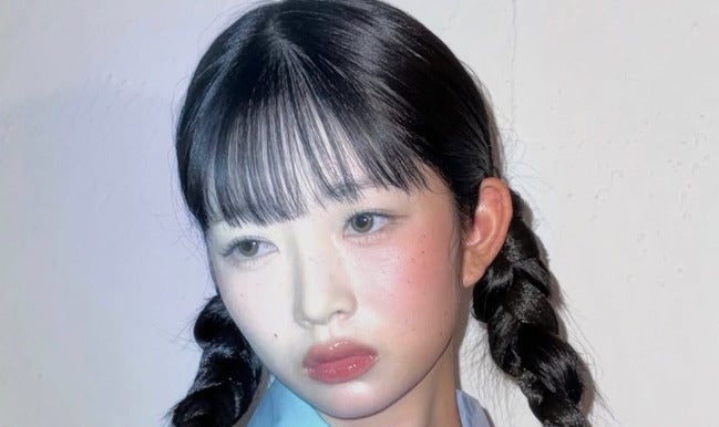 「妖精ですか...」IVE・レイ、魅惑的な表情でファン魅了