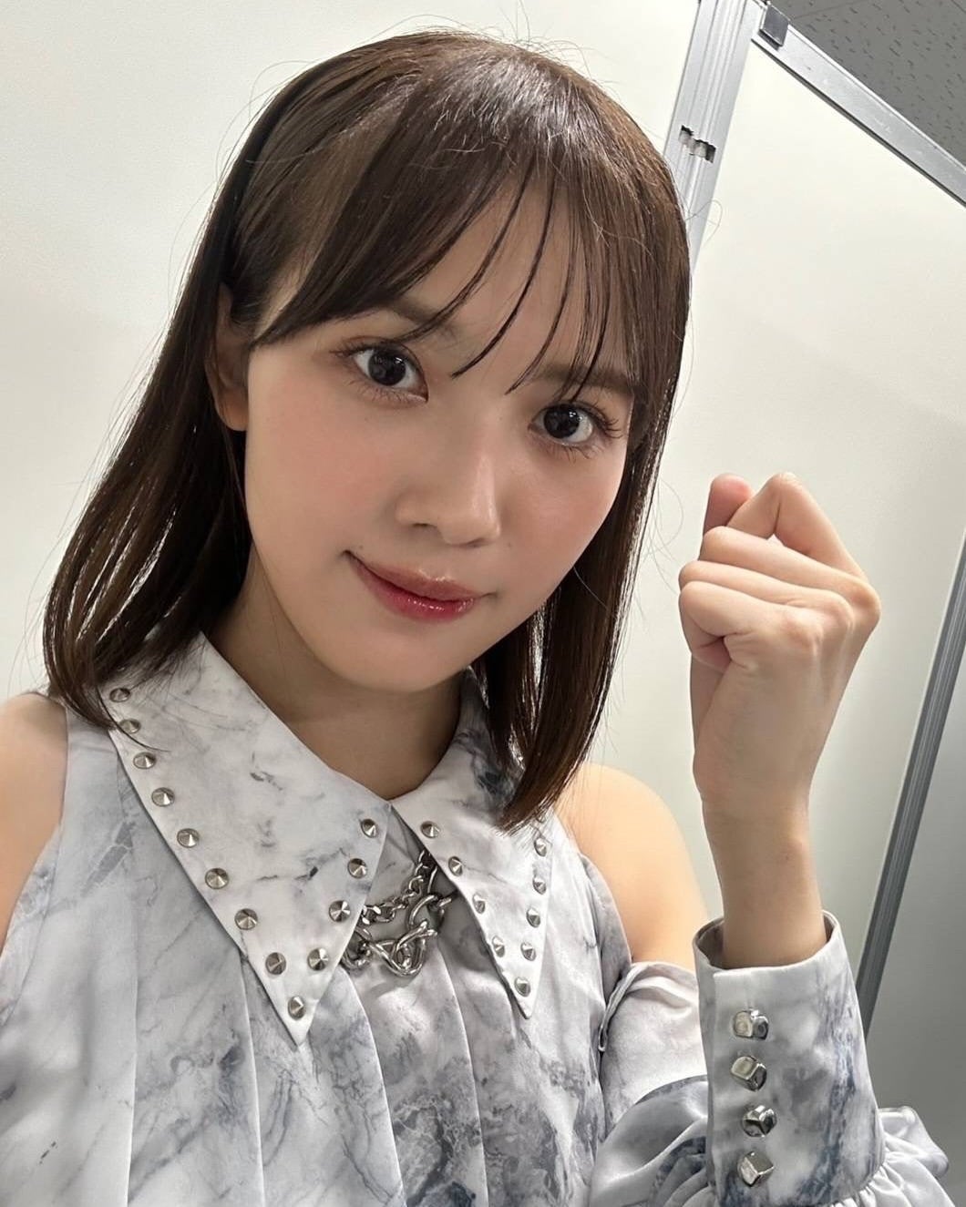 日向坂46・森本茉莉が最新オフショットを公開！！