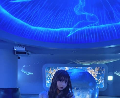 あの超若手インフルエンサーの「江ノ島水族館」オフショットにいいね殺到！