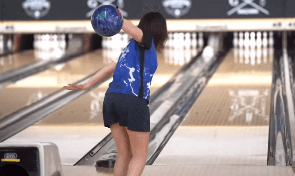 「応援してます！」美女プロボウラー・渡辺莉央、”国民スポーツ大会群馬県代表選手”に！ストライク動画＆報告にファンエール続々