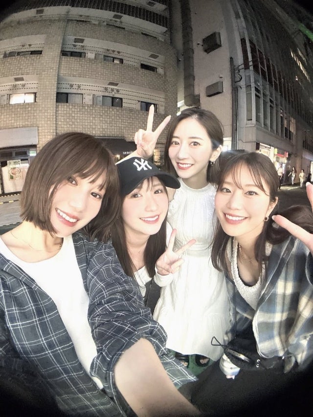 伊藤愛真、「この笑顔がすべてを語る」深夜の街に咲いた“友情という奇跡”