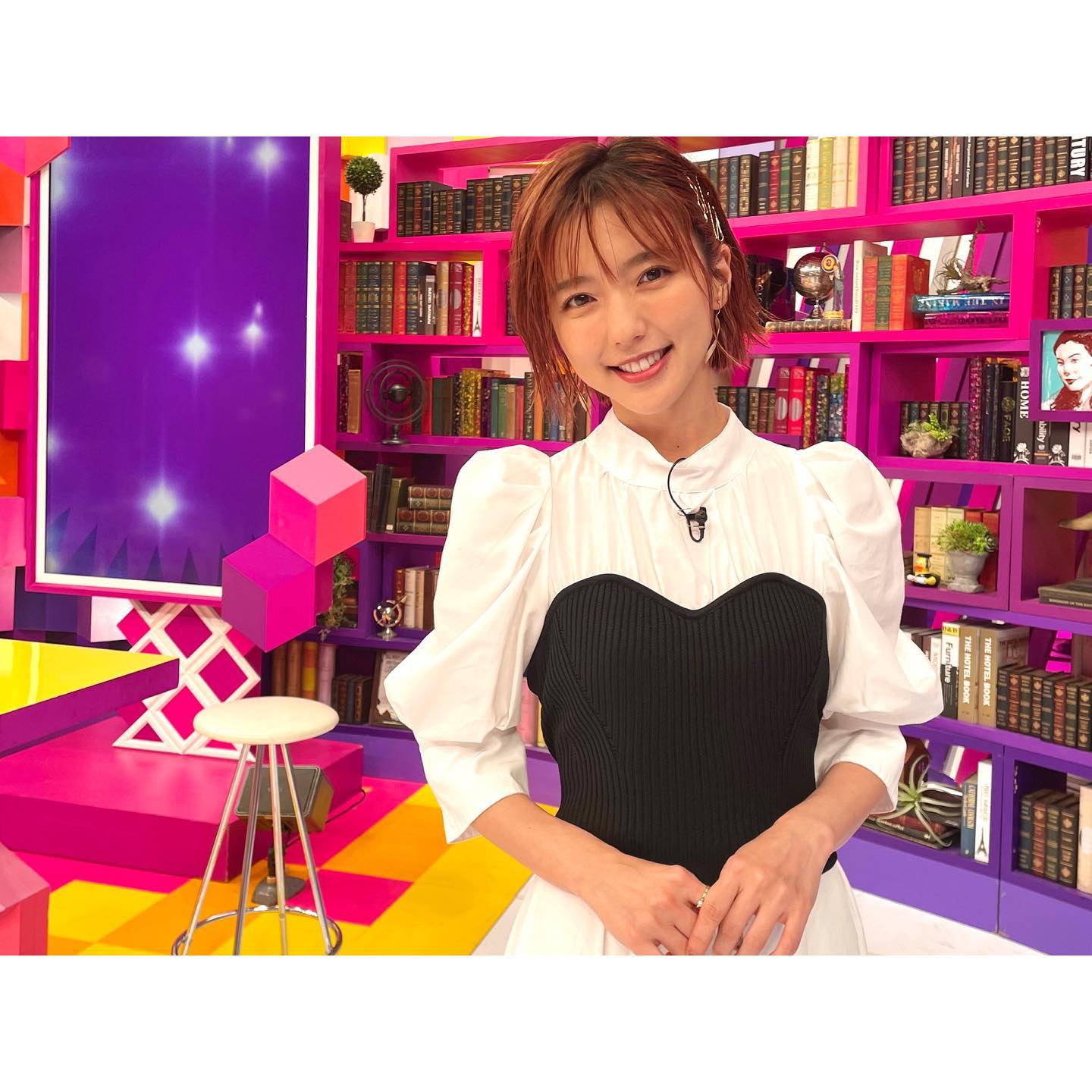 真野恵里菜 純白ワンピース＆ヘアピン姿の最新ショットが話題に