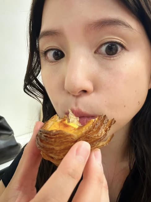 川島海荷、差し入れの大好きな〇〇とのショット披露にファン歓喜の声！