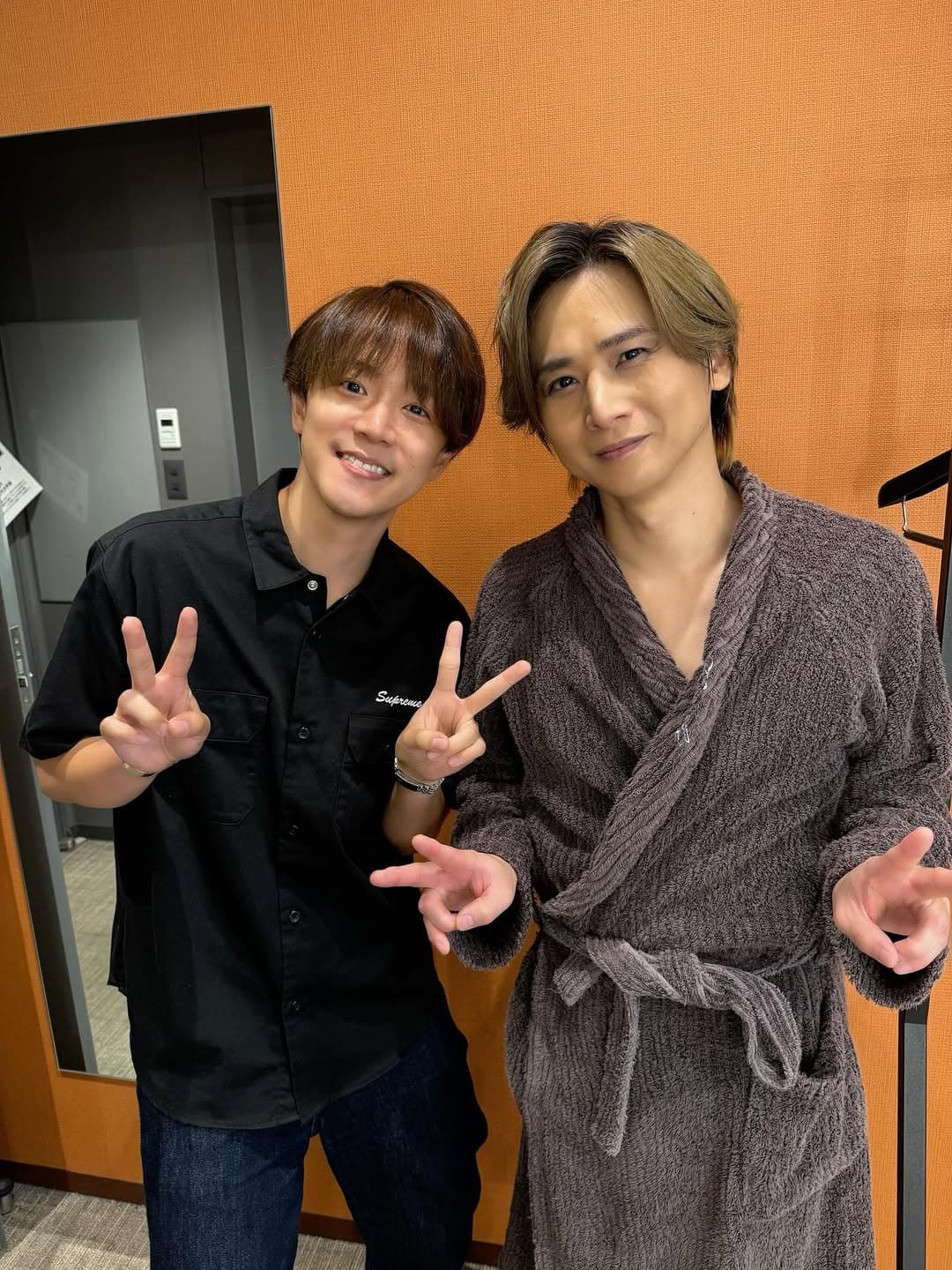 林翔太、“骨の髄まで幸せ”　堂本光一バスローブ姿と再会