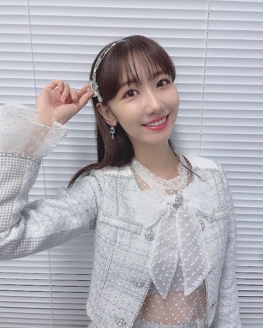 柏木由紀が懐かしのあの衣装を披露！ファンも絶賛「めっちゃかわいい💕」