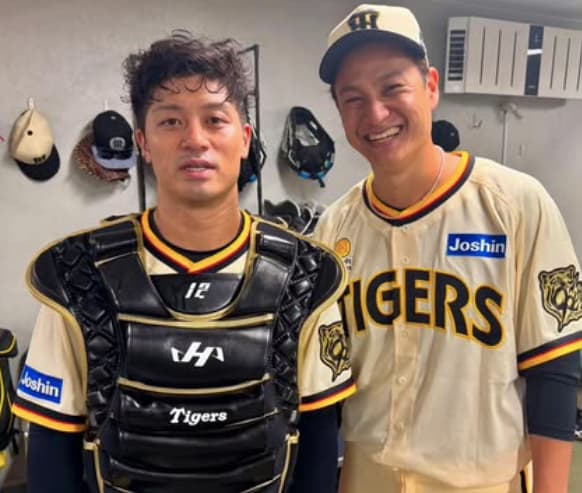大竹耕太郎が6勝目を報告　坂本誠志郎との笑顔のツーショットに反響