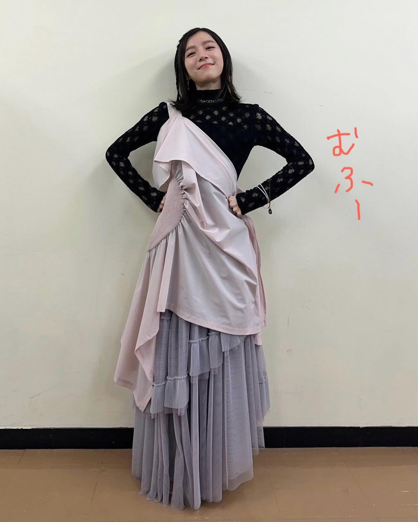 紅白歌手のmiletがインスタを更新！！「すごく綺麗で素敵だったよ💐🤍おつかれさまでした！」