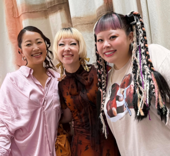 木村カエラが青山Acne Studios新店舗に登場！大好きな“アクネ”で魅せた最新スタイルに注目