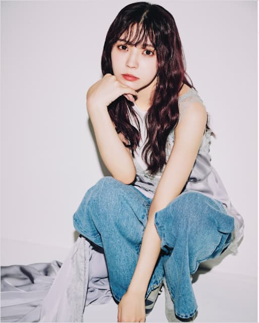 小林由依がご挨拶