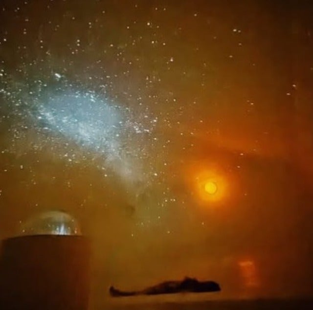 「最高に癒された〜」スザンヌがプラネタリウム岩盤浴で朝活！