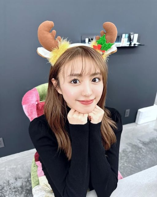 モデル・香音、遅ればせながら「トナカイ香音」披露！可愛すぎるコスにファン悶絶⁉