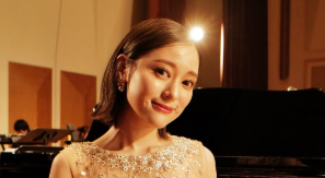 「10年経っても色褪せない名曲！」chay、美しすぎるドレス姿で『あな恋』MV撮影を振り返る