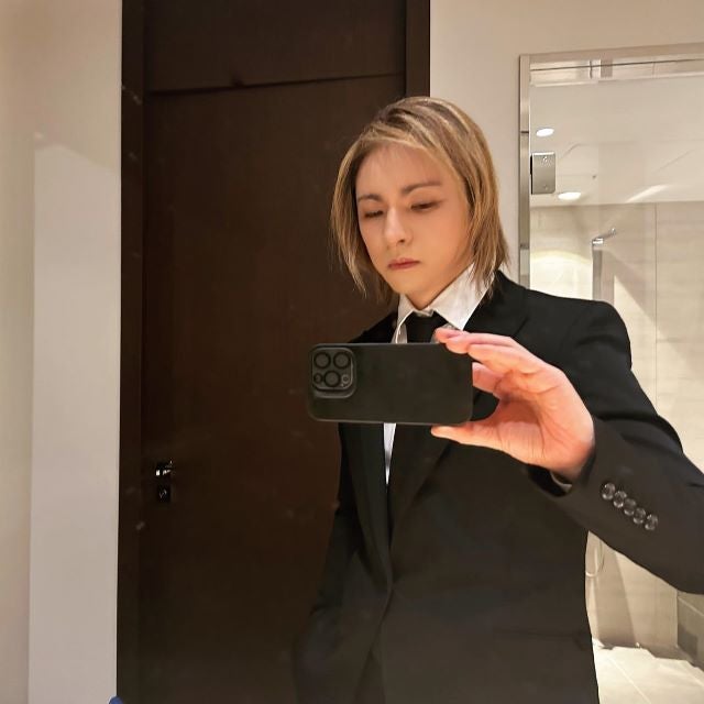 YOSHIKIが緊急帰国を報告、SFでの栄誉賞授賞式をキャンセル