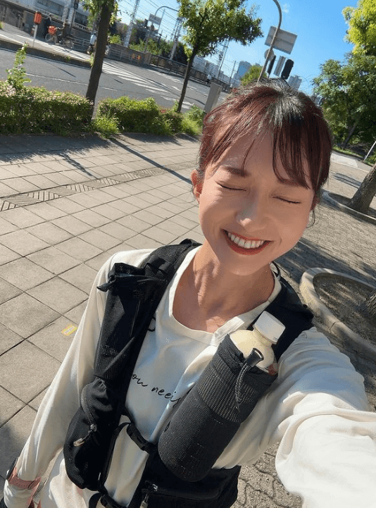 美人アナ・長谷川朋加、”瞳を閉じても可愛い”ランニングショットを披露！