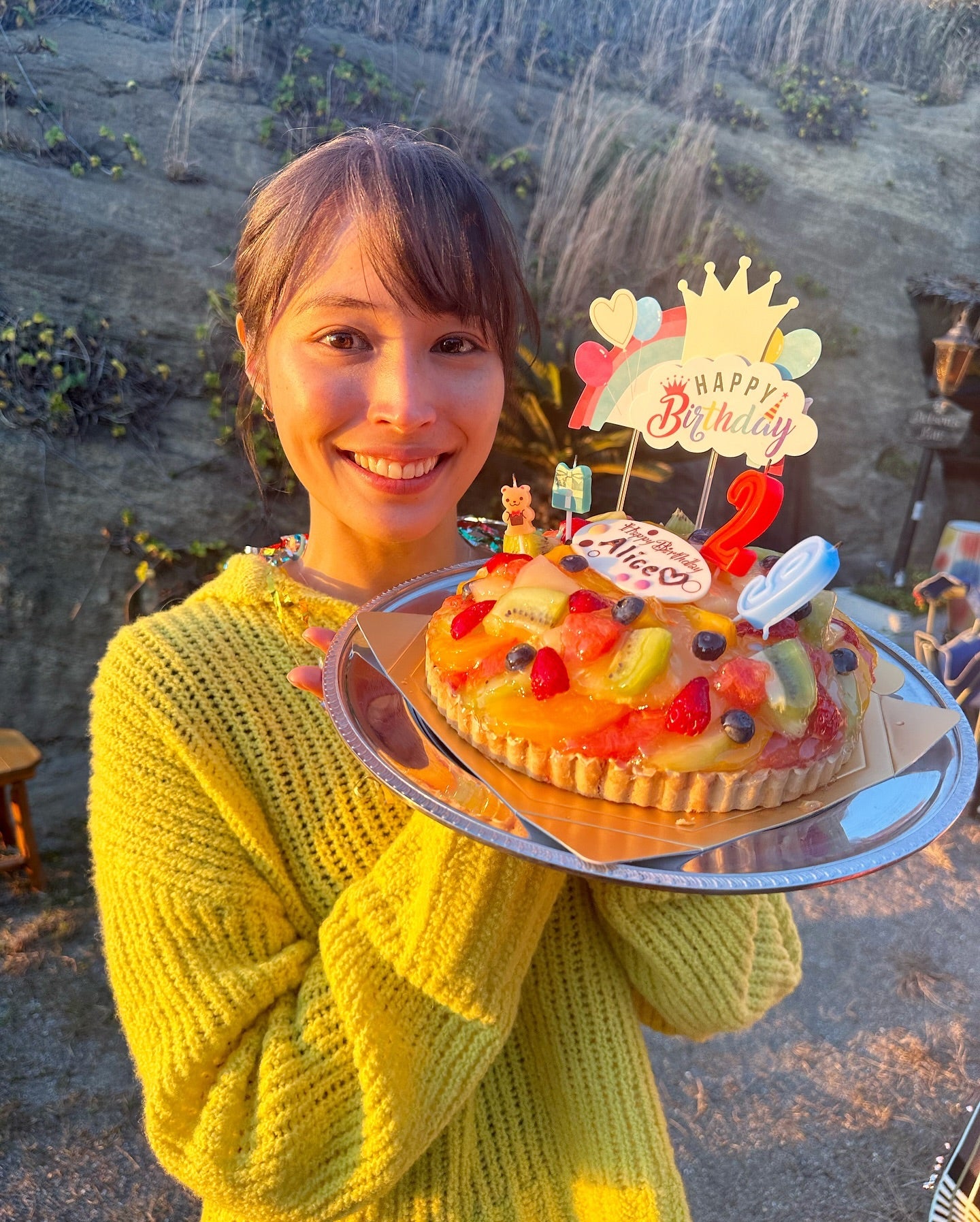 広瀬アリスが誕生日を迎える🎂ドラマ現場でお祝い🎉ファンから祝福の声続々