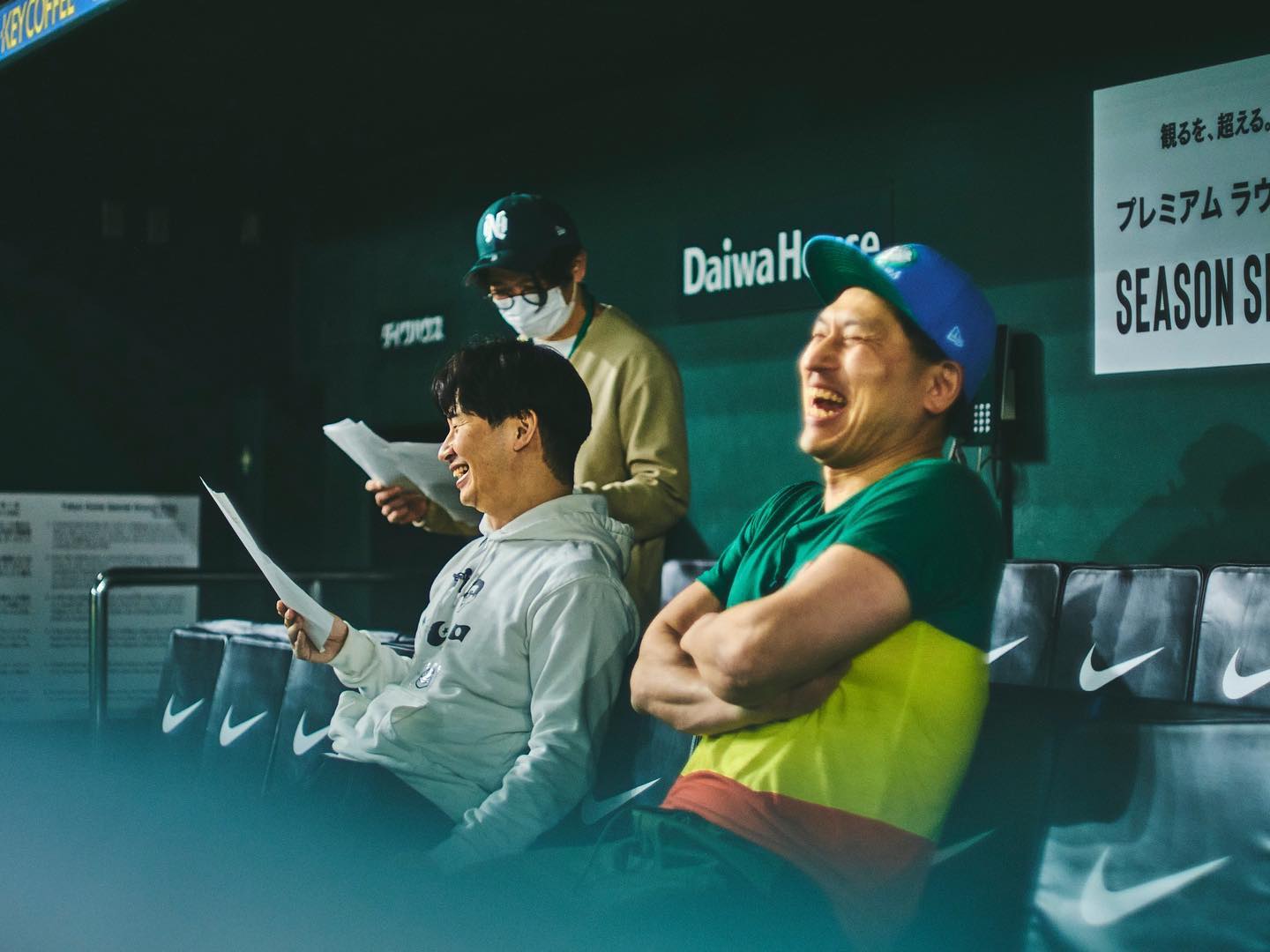 【約束の彼の地へ🥚】オードリー若林、相方・春日と東京ドームでのオフショットを公開📸