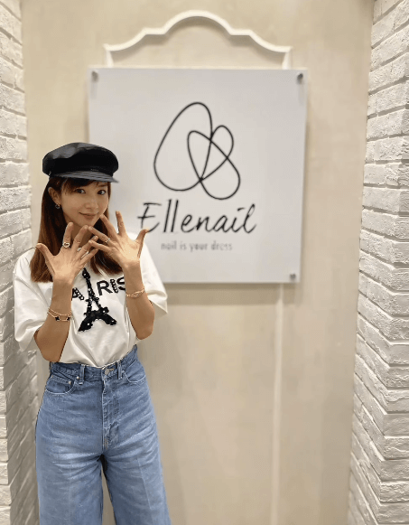 ほしのあき、懐かしのジェルネイル写真を公開！「おもちゃ箱みたいなネイルだった♡」