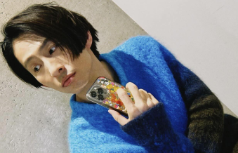 「どの瞬間も可愛すぎる！」三宅健、舞台裏ショットにファン悶絶