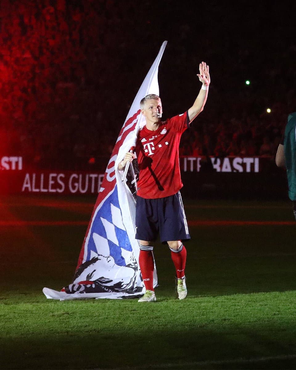 “シュバインシュタイガー、バイエルン時代を回想” 7年前の思い出を投稿