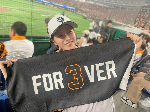 元AKB48総監督・横山由依、