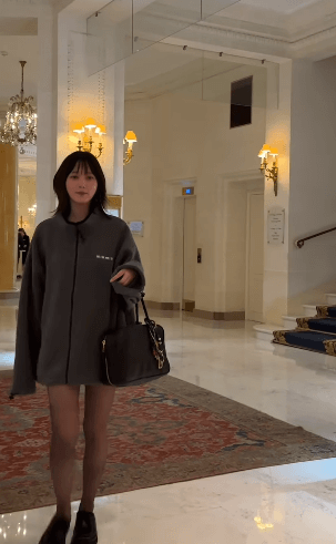 本田翼、パリ風コーデを披露！ファンからは「スタイル神」「美脚コーデ最高」と絶賛の声