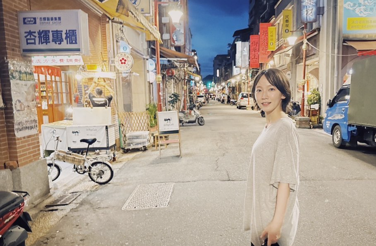 「吉岡里帆、“隅田川花火大会”生中継前に告知ショット公開」