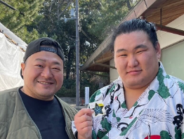 豊ノ島、新横綱・豊昇龍の稽古を見学！子供たちとの交流に「やんちゃな25歳」の一面も！